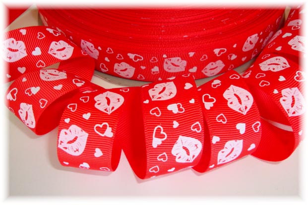 7/8 CUPIDS KISS RED - 5 YARDS